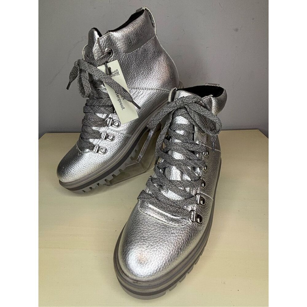Cougar Women's Nash Ankle Waterproof Boots Silver Metallic Size 6 NWOT